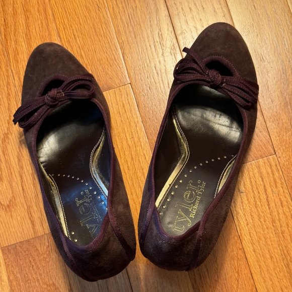 Richard Tyler Brown Suede Heels - Picture 3 of 10